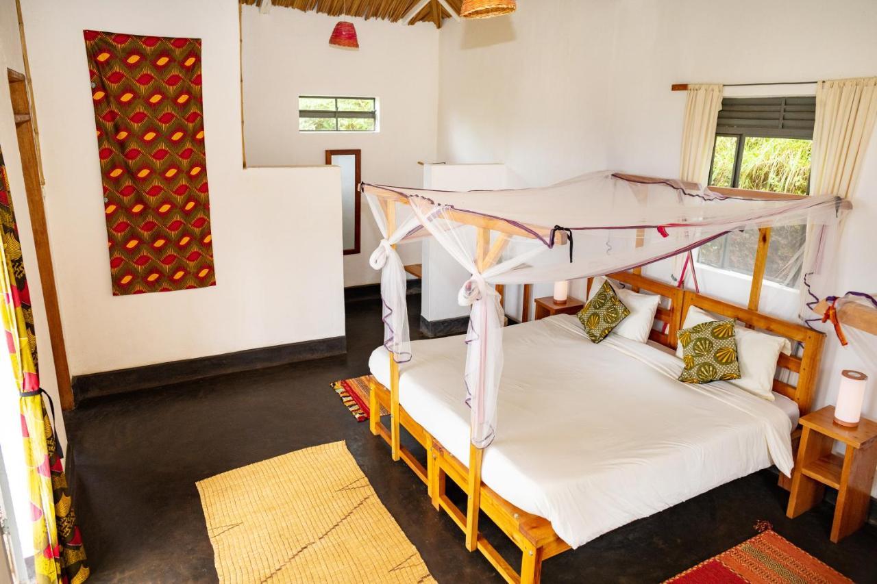 Isunga Lodge Kibale National Park Екстер'єр фото
