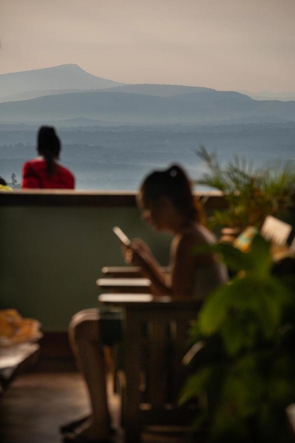 Isunga Lodge Kibale National Park Екстер'єр фото