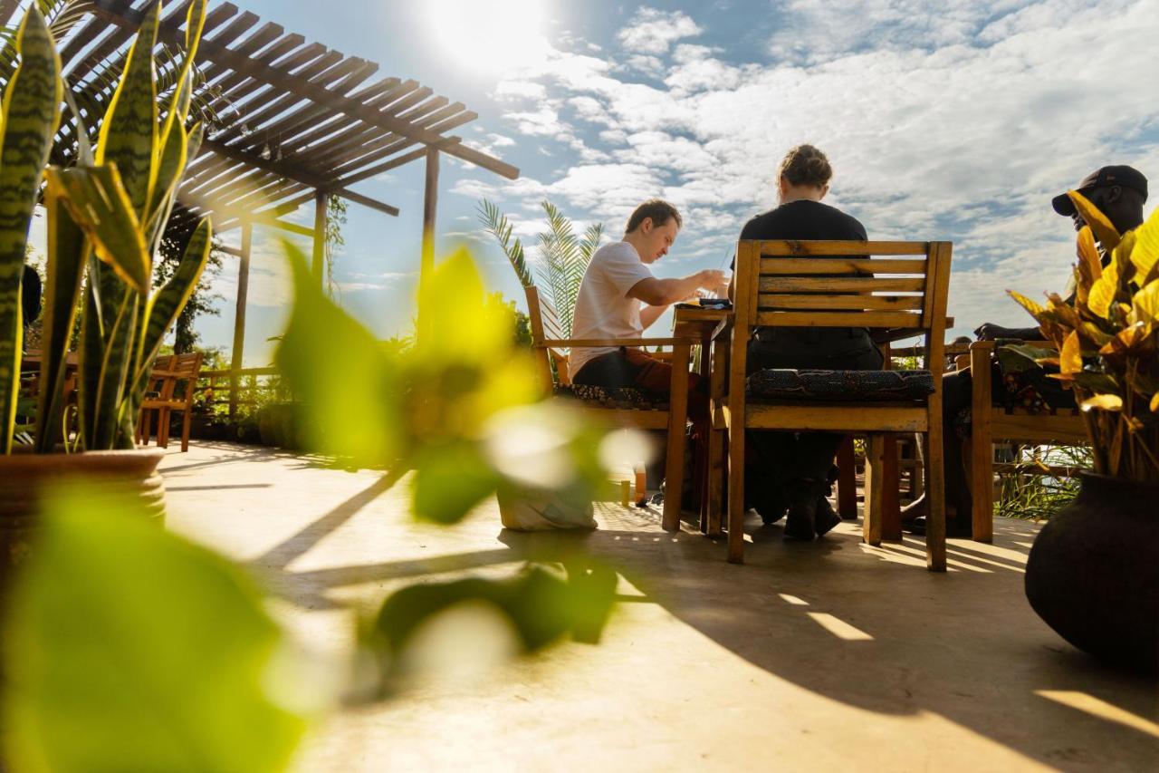Isunga Lodge Kibale National Park Екстер'єр фото