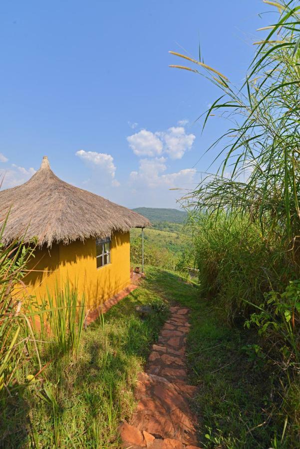 Isunga Lodge Kibale National Park Екстер'єр фото